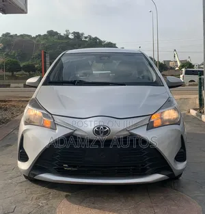 Toyota Yaris 2020 Silver