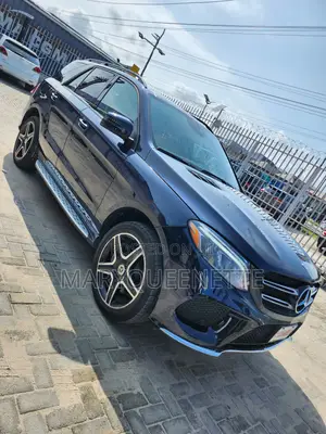Mercedes-Benz GLE-Class GLE 350 2018 Blue