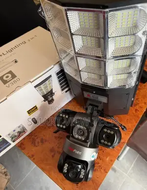 Generic Solar Powered Street Light With Triple Lens