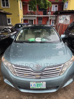 Toyota Venza 2010 Green