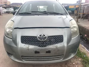 Toyota Yaris 1.5 Liftback 2008 Gray
