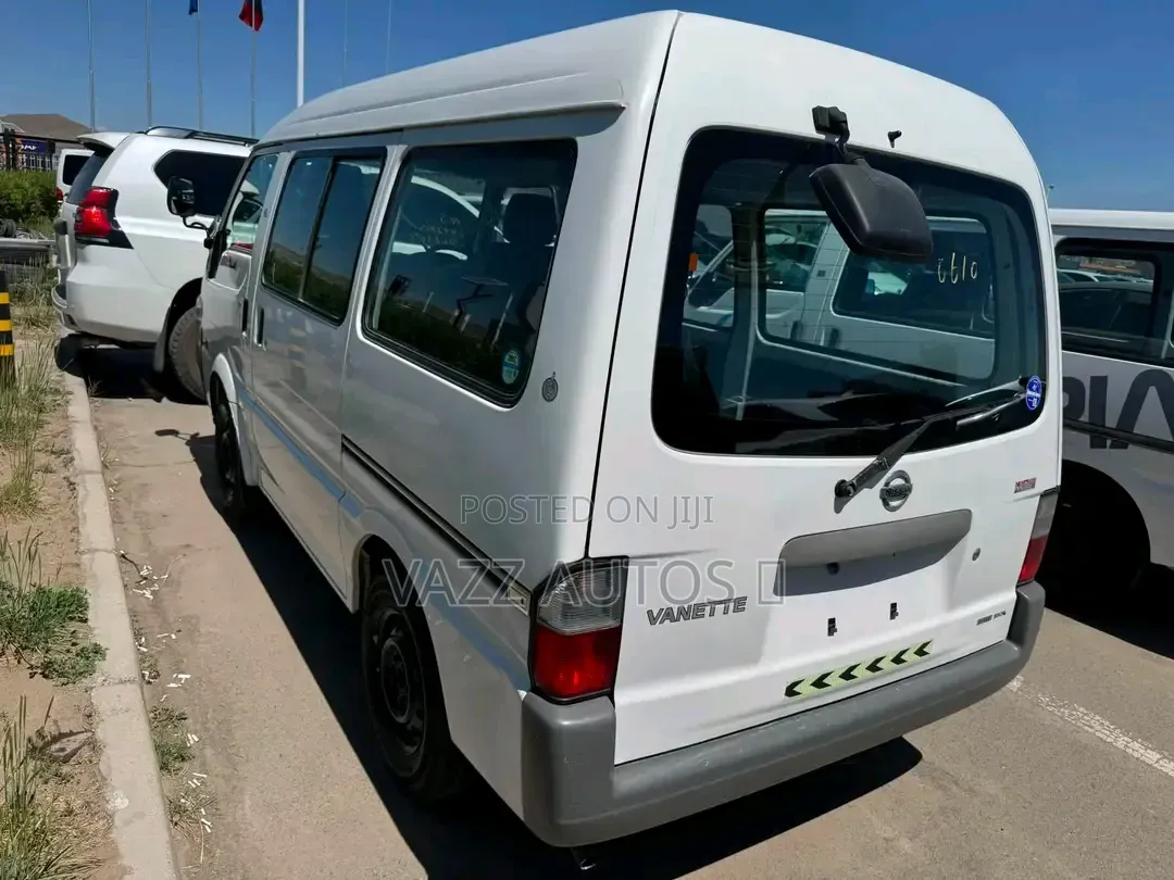 Mazda Bongo 2010 White