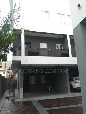 4bdrm Townhouse/Terrace in Adeniyi Jones for sale