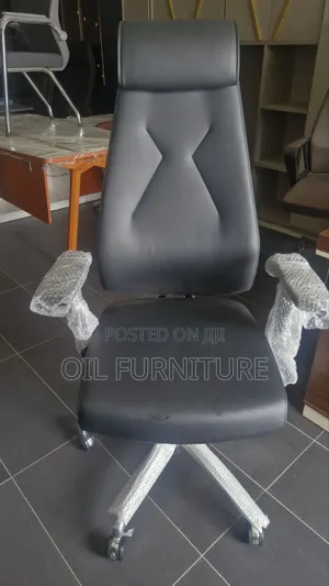 ​Brand New Ergonomic Executive Office Chair (Orthopedic Support)