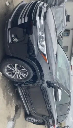 Toyota Highlander XLE 4x4 V6 (3.5L 6cyl 8A) 2017 Black