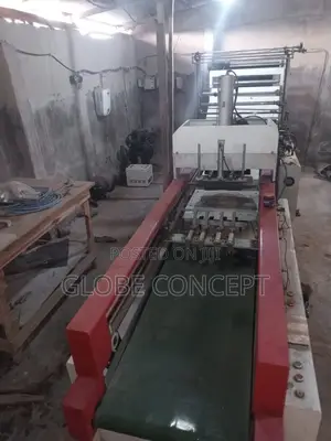 Nylon Bags Cutting Sealing Machine