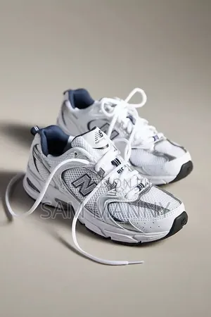 New Balance 530
