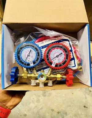 Manifold Gauge