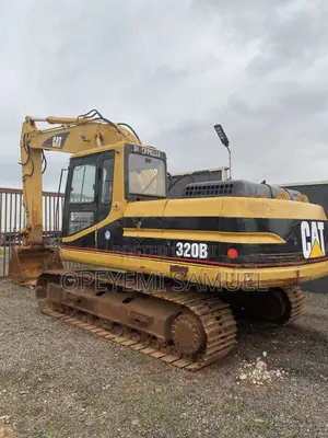 320bl Excavator