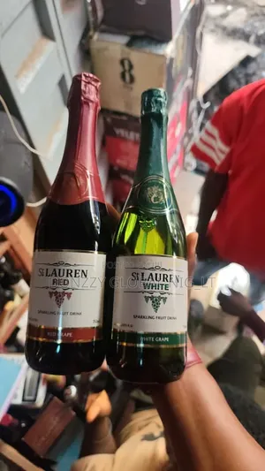 St Lauren White/Red Sparkling Drink