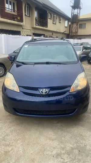 Toyota Sienna 2006 Blue