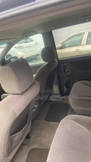 Toyota Sienna 2006 Blue