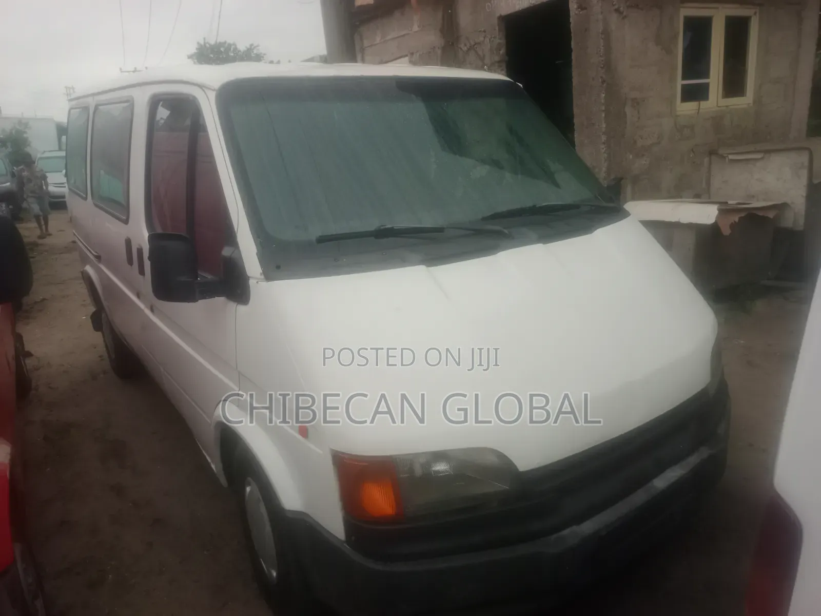 Ford Transit 2000 White