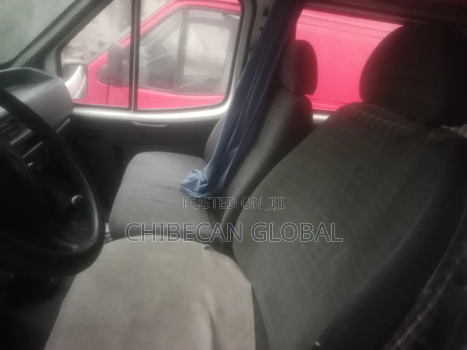 Ford Transit 2000 White