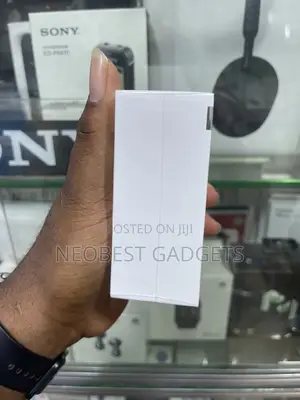 Gold Huawei Free Clip 2