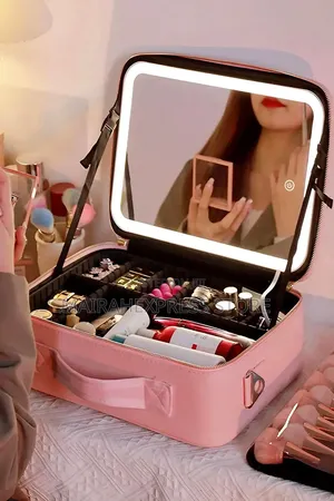 Large Capacity Travel Makeup Bag With Built-in Led Lighted Mirror B3s