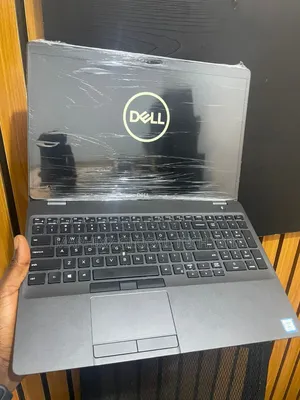 Laptop Dell Precision 3541 16GB Intel Core i9 SSD 256GB