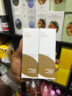 Isntree Green Tea Fresh Emulsion