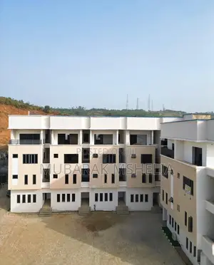 5bdrm Duplex in Guzape District for sale