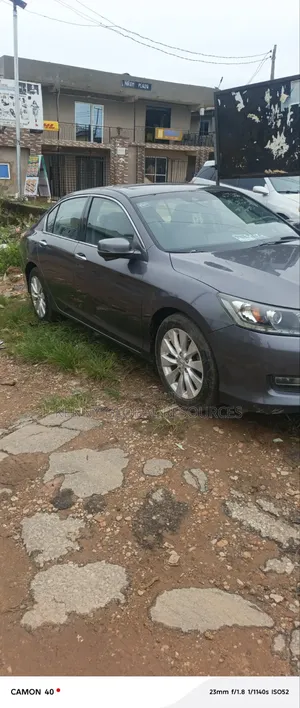 Honda Accord EX-L V-6 4dr Sedan FWD (3.5L 6cyl 6A) 2013 Gray