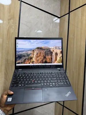 Laptop Lenovo ThinkPad P15s 16GB Intel Core i7 SSD 256GB