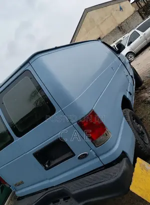 Ford E250 2003 Grey