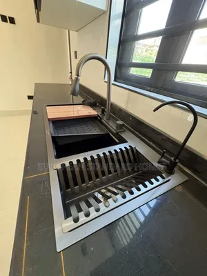 Luxury Sink With Plate Rack