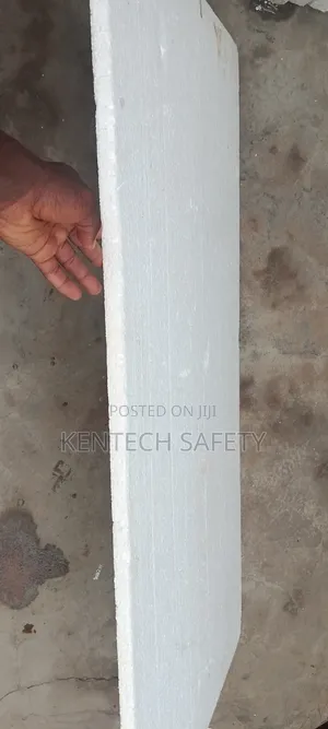 20mm Polystyrene 2feetb4ft 20pcs Available