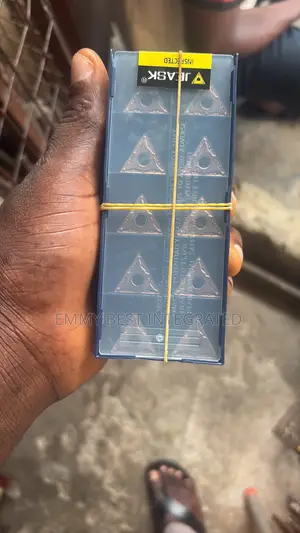 Indexable Carbide Turning Inserts
