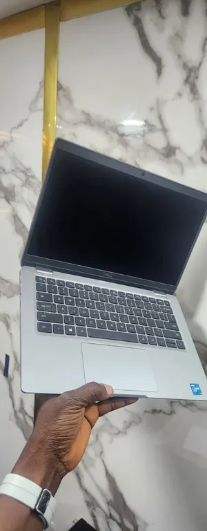 Laptop Dell Latitude 5320 16GB Intel Core i5 SSD 256GB
