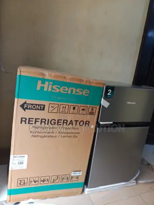 Compact Hisense 120dr Top Freezer Fridge 87l Perfect for Apartments