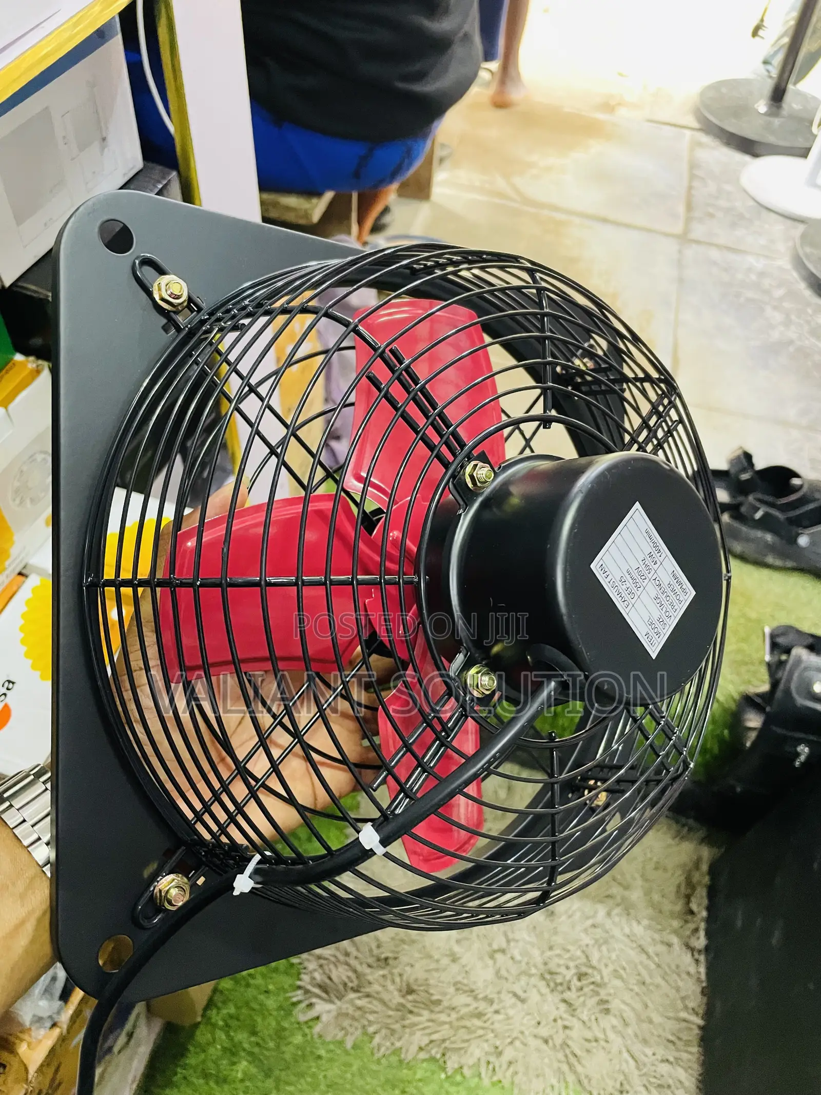 Spacit Metal Extractor Vent