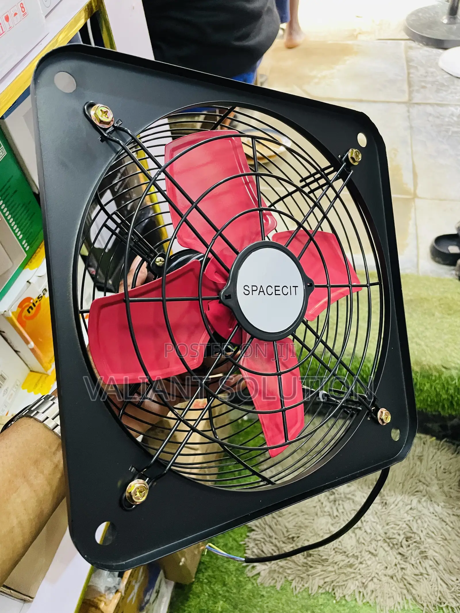 Spacit Metal Extractor Vent