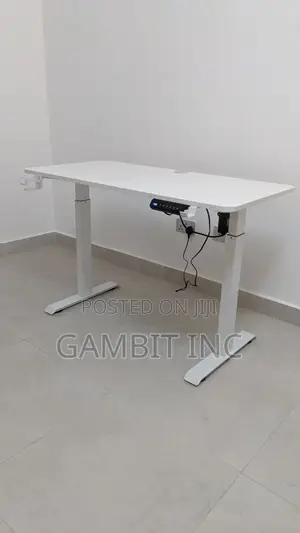 Adjustable Gaming Table