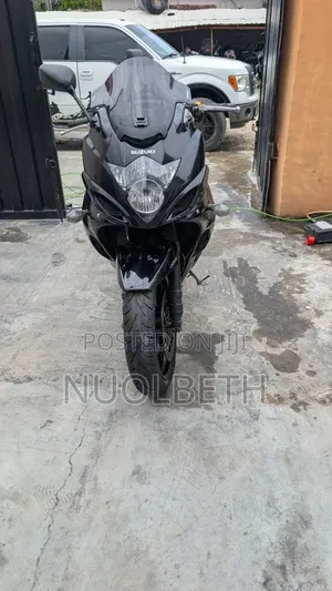 Suzuki GSXF 2012 Black