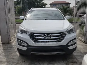 Hyundai Santa Fe Limited 4dr SUV AWD (3.3L 6cyl 6A) 2014 White