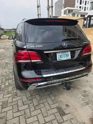 Mercedes-Benz M Class ML400 4MATIC 4dr SUV AWD (3.0L 6cyl Turbo 7A)
