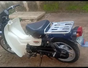 Suzuki Bike 2015 Brown