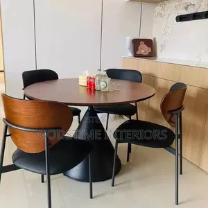 Executive Wooden Dinning Set