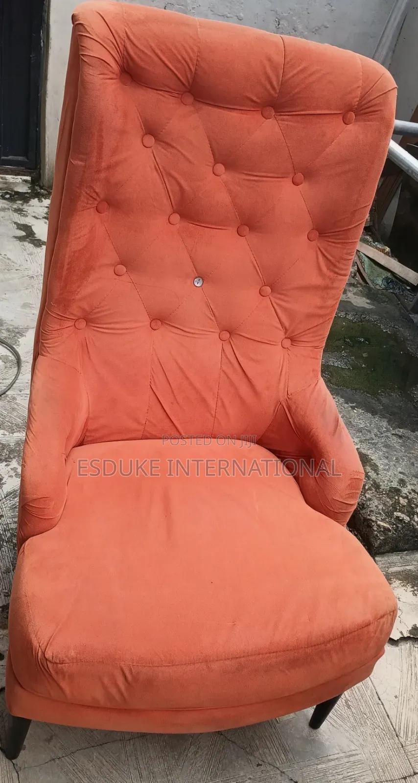 Armrest Chair