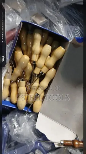 Imported Awl (Ilu) – Strong Leather Shoe Marking Tool