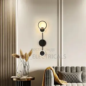 Modern Minimalist Geometric Wall Lamp