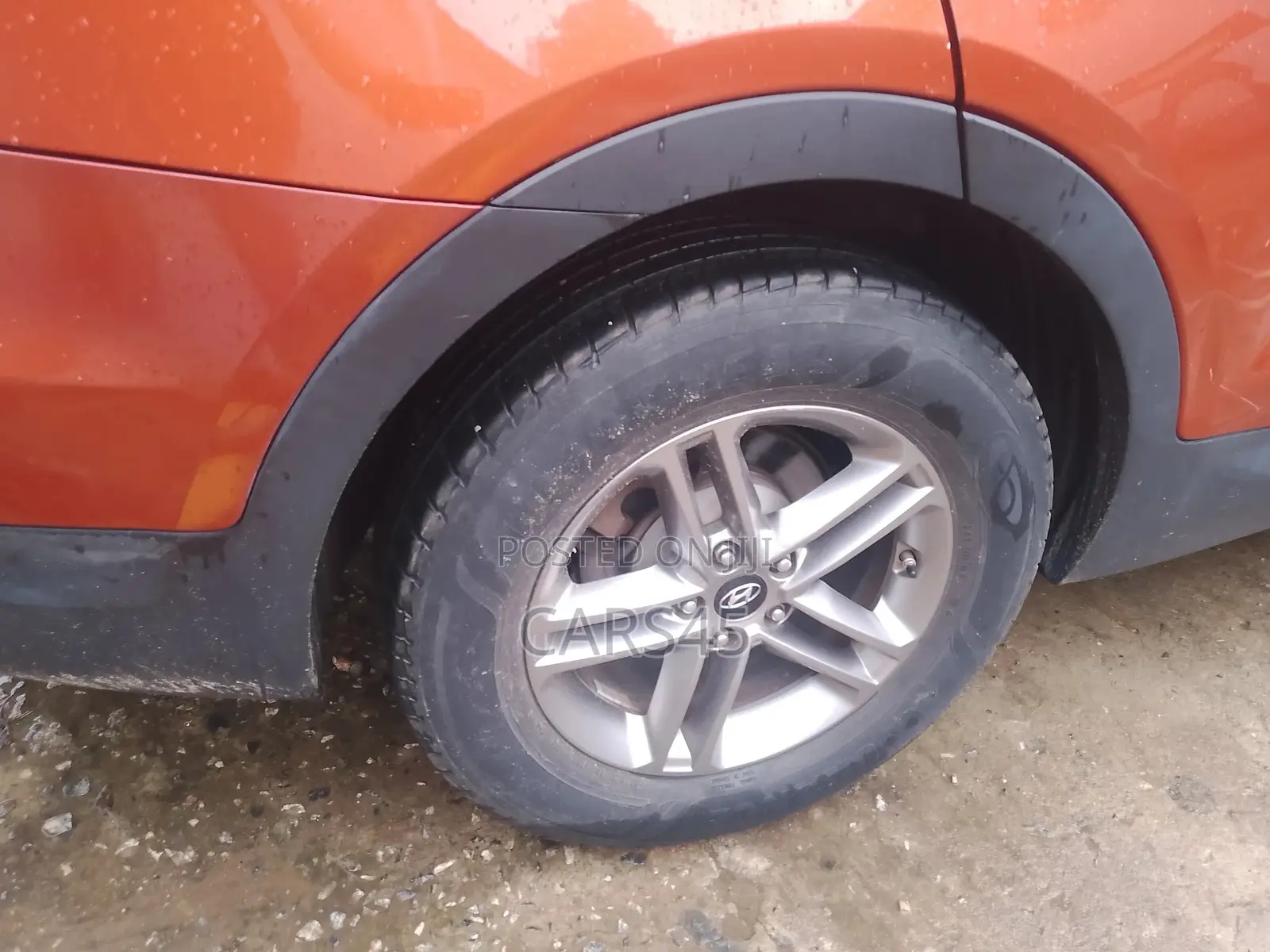 Hyundai Santa Fe 2016 Orange