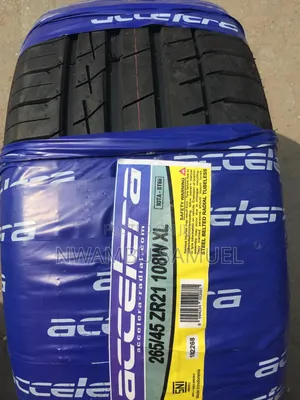 265/40r21 Accelera Tyre