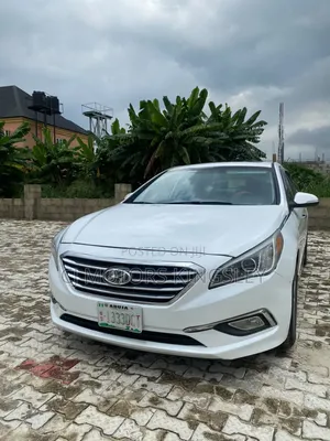Hyundai Sonata Sport Sedan FWD (2.4L 4cyl 6A) 2017 White