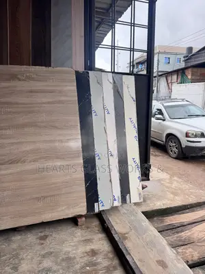 MDF and HDF Highgloss Available in Wholesales and Retails