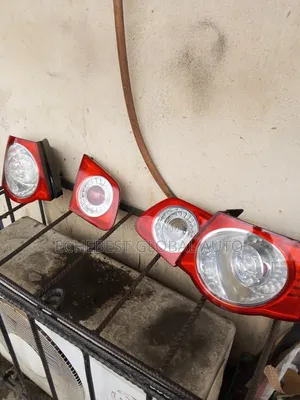 Volkswagen Passat Fsi Taillights
