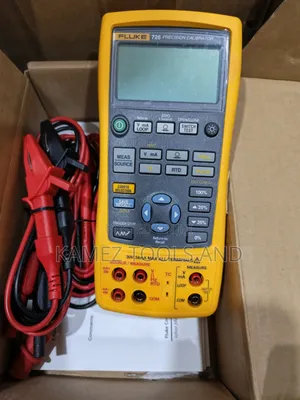 Fluke 726 Precision Calibrator