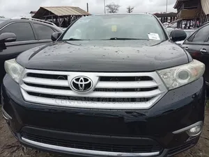 Toyota Highlander 2012 Black