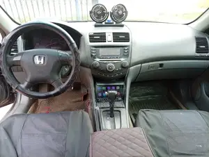 Honda Accord 2004 Gray